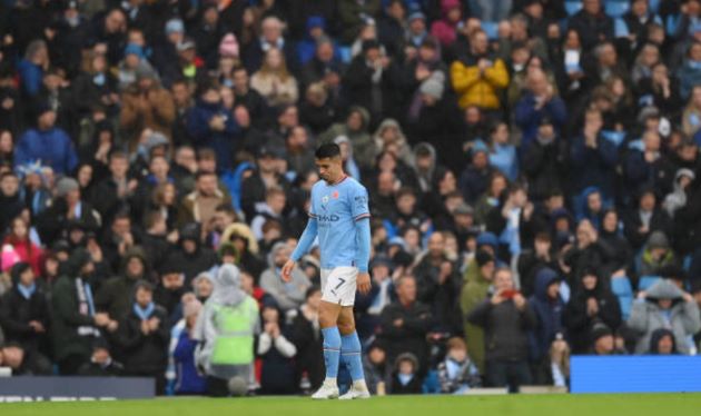 Cancelo đã bị đẩy vào đường cùng.